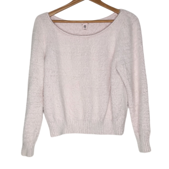 Victoria's Secret Fuzzy Pink Boat Neck Long Sleeve Pullover Sweater Top Women M‎ - Picture 1 of 6